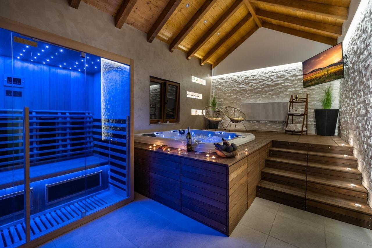 New! Promina Luxury Villa With 72Sqm Heated Pool, Jacuzzi, Infrared Sauna, Tennis Court, Media Room Bogatić Exterior foto