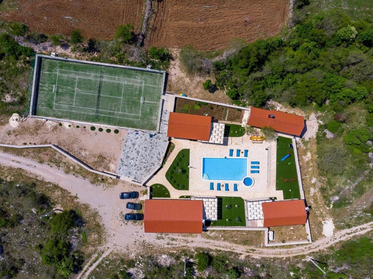 New! Promina Luxury Villa With 72Sqm Heated Pool, Jacuzzi, Infrared Sauna, Tennis Court, Media Room Bogatić Exterior foto